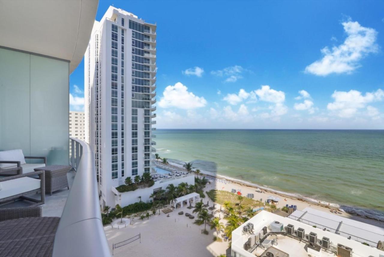 Contemporary Beach Resort Condos Dania Beach Exterior photo